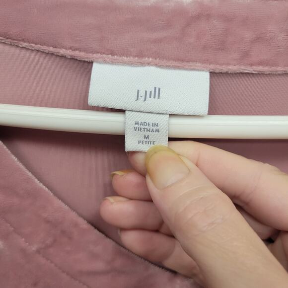 J Jill Crushed Velour Popover Top Size MP Mauve Rose Pink V-Neck Stretchy - Picture 5 of 8
